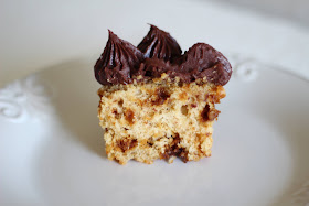 Receita de cupcake crocante coberto com salted caramel ganache