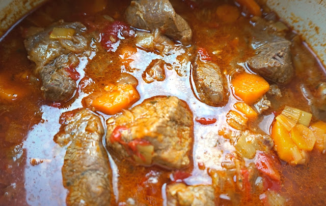 Carne estofada de res, riquísima y económica (easy beef stew)