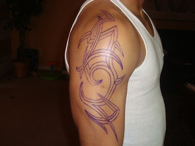 Etiketler: Tribal Stencil Tattoo