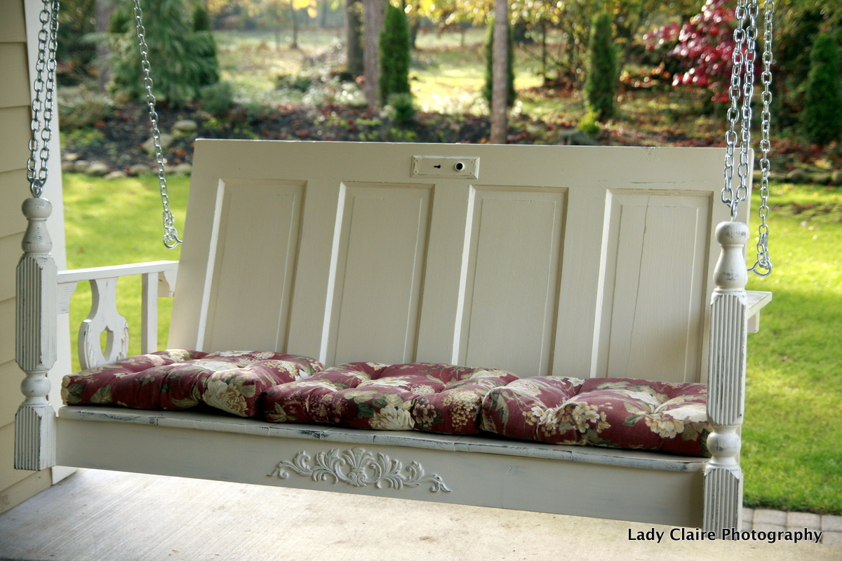 falling of table  is diy antique out made  top. from seat door The antique was headboard The table an