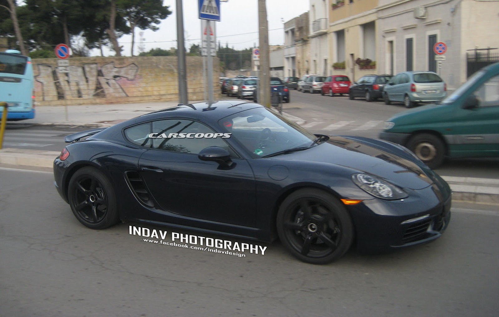 Porsche’s 718 Cayman Caught In Italy Driving Around