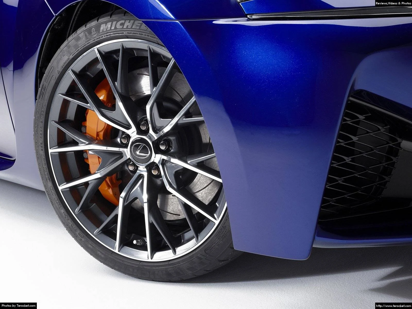 Hình ảnh xe ô tô Lexus GS F 2016 & nội ngoại thất