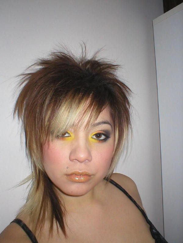 Emo Hairstyles For Teenage Girls Pictures. hairstyles of girls. Emo