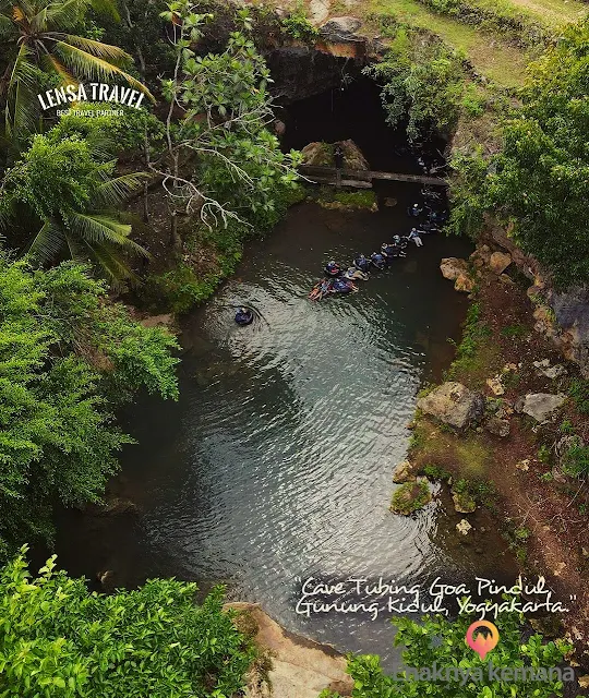 suasana gua pindul yogyakarta