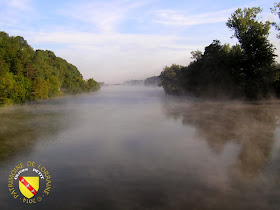 CHAUDENEY-SUR-MOSELLE (54) - Le long de la Moselle !