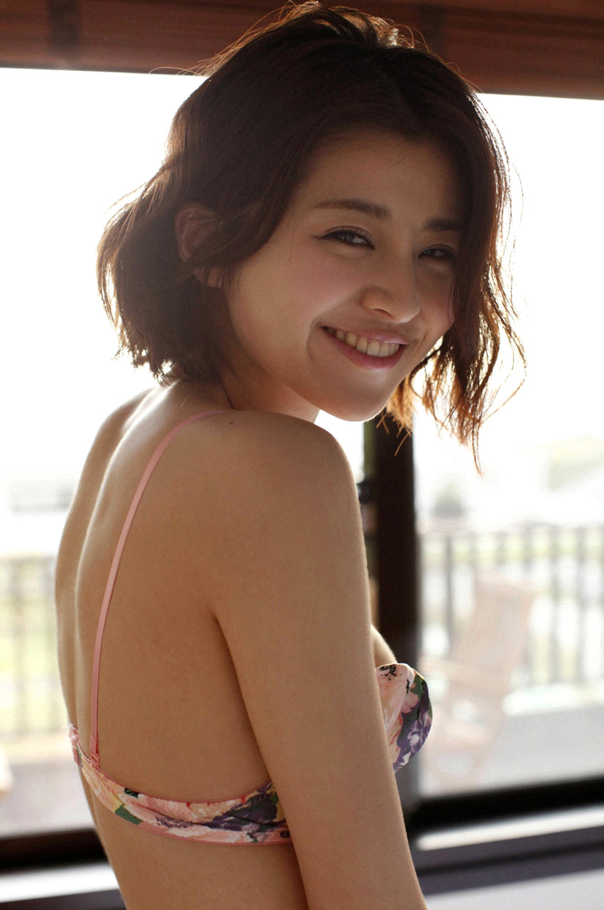 hot and sexy japanese teen chinami suzuki