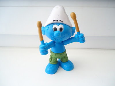 Smurf Figure Drummer Peyo Schleich