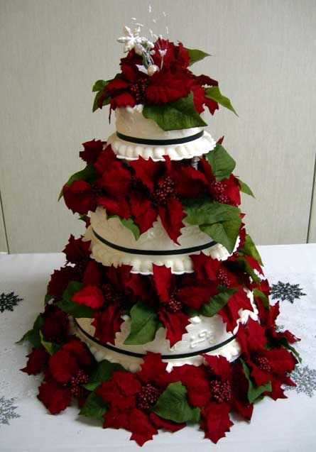 Christmas Wedding Cakes There are plenty of wedding cake designs
