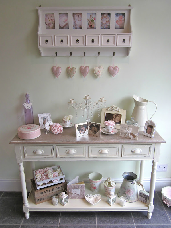 Amy Antoinette - Lifestyle Blog: A Shabby Chic Kitchen