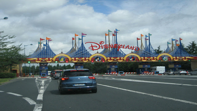 taxi to disneyland paris