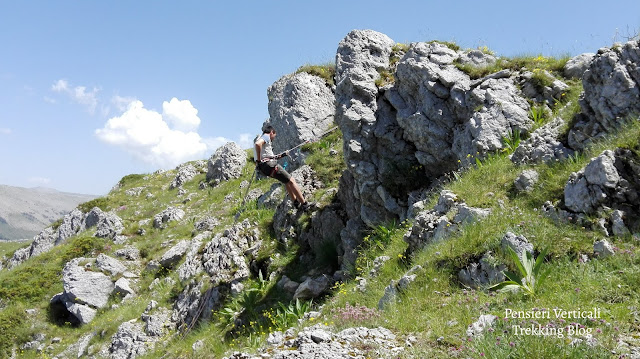 Discesa in corda doppia sul Monte Cava