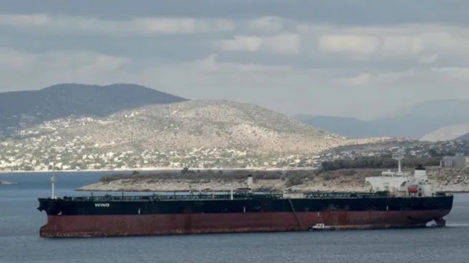Οι Χούθι χτύπησαν ελληνόκτητο πλοίο με βαλλιστικό πύραυλο