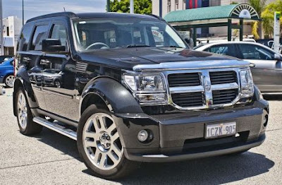 dodge  nitro 2012 front view