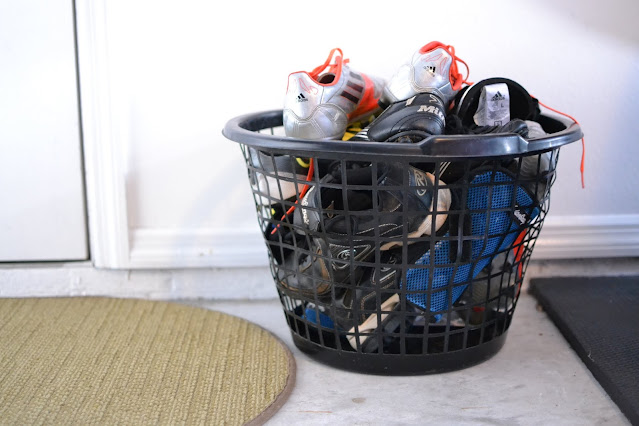 Soccer shoe basket - 5 Tips to Get You out the Door On Time- Soccer Mom Series BlusSusanMakes