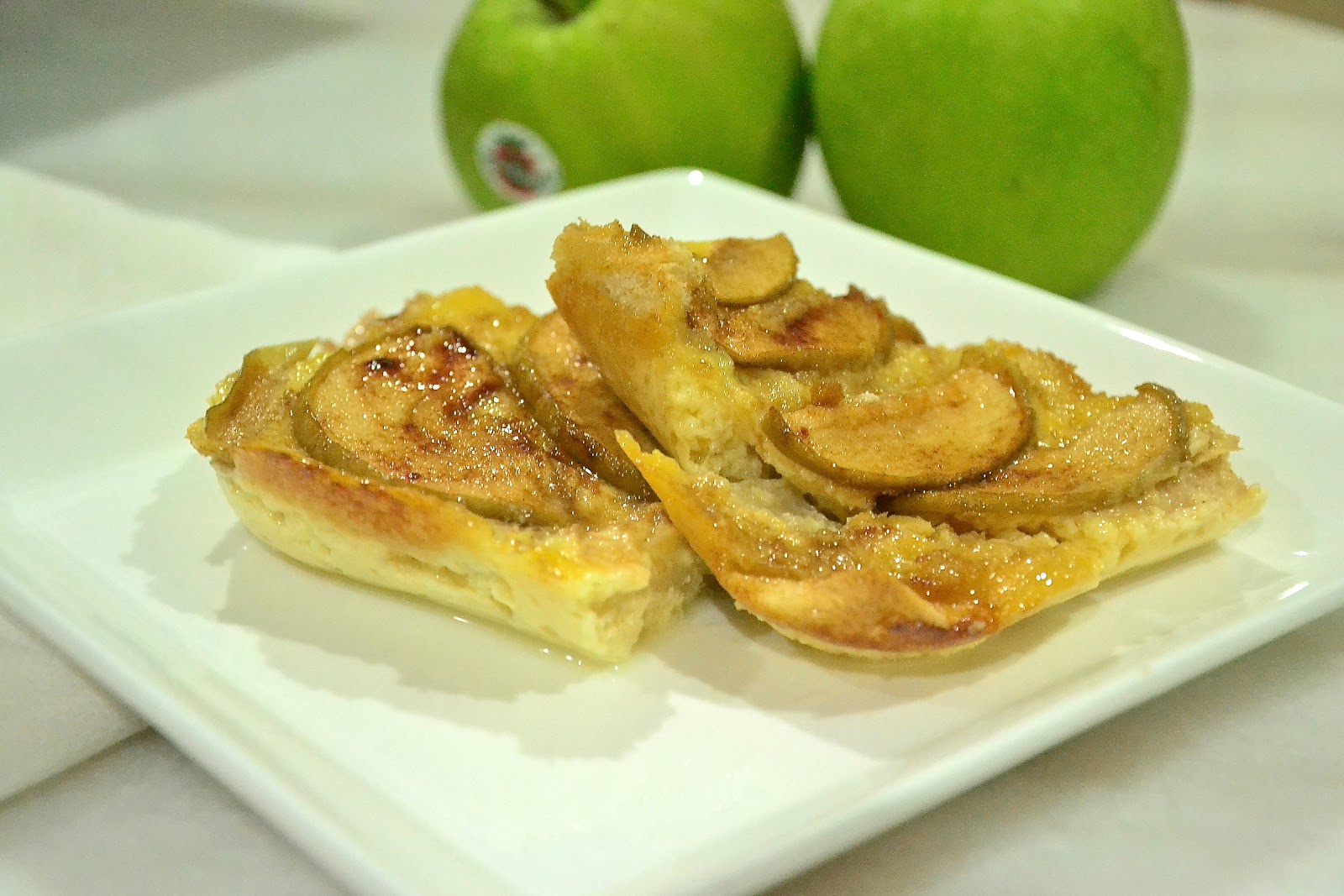 Masak Makan: Puding Roti bersama epal hijau