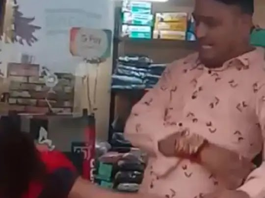 सेक्स का ऑफर दिया तो BJP पार्षद को पिटी महिला : दोस्त की पत्नी से कहा देवर-भाभी में यह सब चलता है, 15 दिन बाद दुकान पर पहुंची तो आरोपी ने घसीट कर मारा