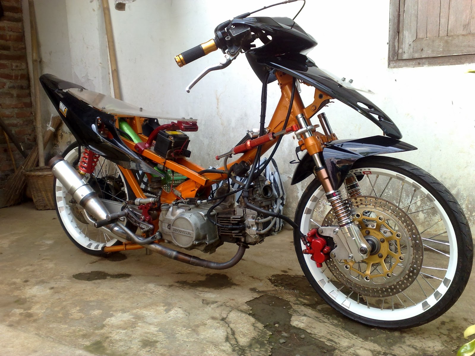 Download Kumpulan 78 Modifikasi Motor Honda Drag Terupdate Pojok