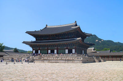 Seoul Travel Guide: Grand Palaces