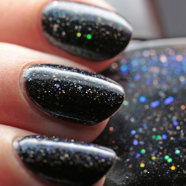  Ms. Sparkle Nail Polish Discovery Delight