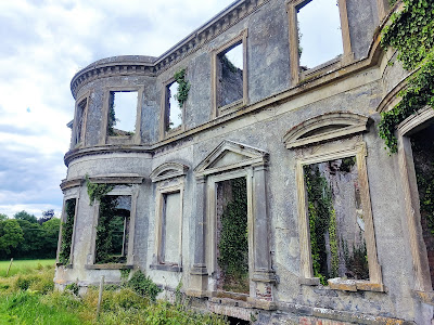 Rathdaire House/Bellgrove in Laois. Ruined 1800's Italinate Mansion