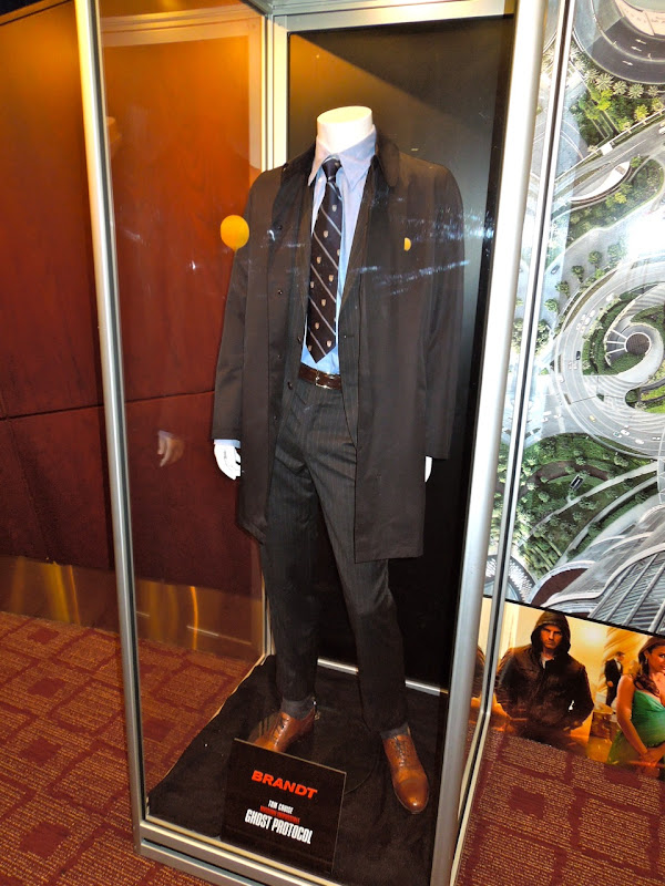 Jeremy Renner Ghost Protocol Brandt costume