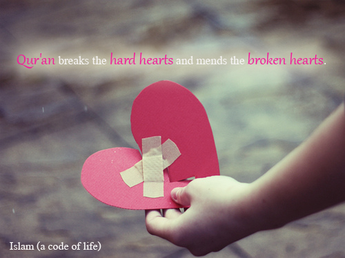 Naskhah Yang Terbuka :): Quran breaks hard hearts heals 