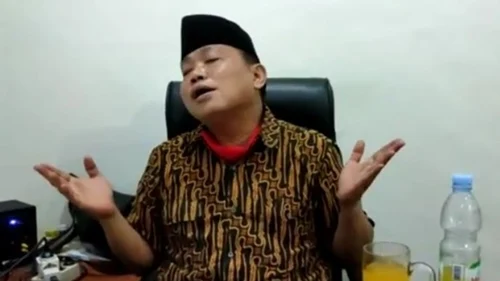 Sambil Lantunkan Lagu Rohani, Arief Poyuono Nasihati Jokowi Masih Ada Mukjizat Allah