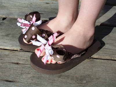 Site Blogspot  Sandals Flip Flop on Flip Flops Shown Are Not Old Navy Brand