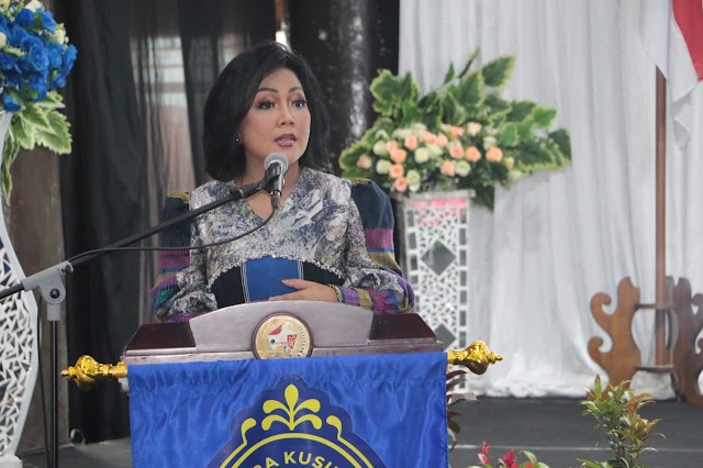 Satika Simamora Harapkan DPC Tiara Kusuma Taput Beri Ide Kreatif untuk Dukung Pariwisata