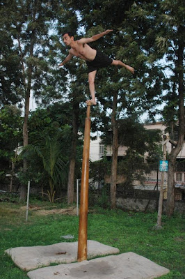 Mallakhamb - Extreme Indian Pole Dancing Seen On www.coolpicturegallery.net