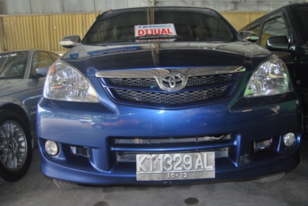 IKLAN BISNIS SAMARINDA Dijual  Mobil  Samarinda Toyota 