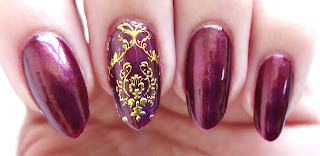 Filigree Nails