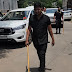 करणी सेना के हमलावरों से डंडों से निपटेंगे सपा सांसद रामजीलाल सुमन के सुरक्षाकर्मी, निजी सुरक्षाकर्मियों के हाथों में आए बैंत और डंडे