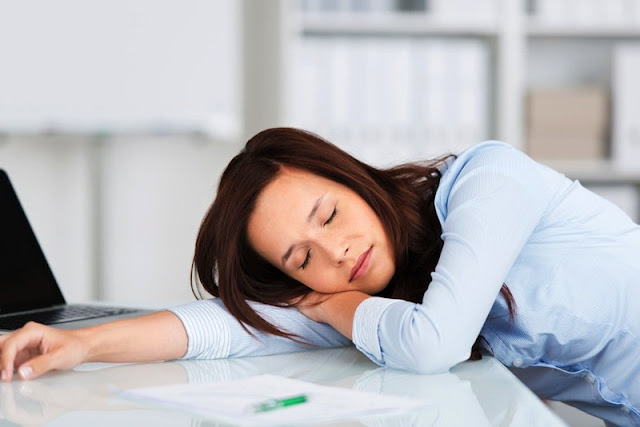 8 Reasons You Feel Tired Every Day