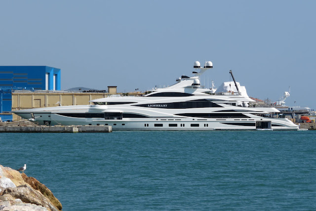 Superyacht Lionheart, IMO 1012323, FB 262, porto di Livorno