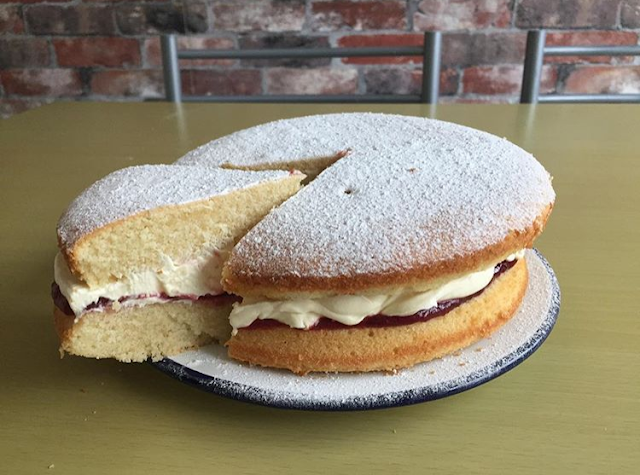 Victoria Sponge Cake