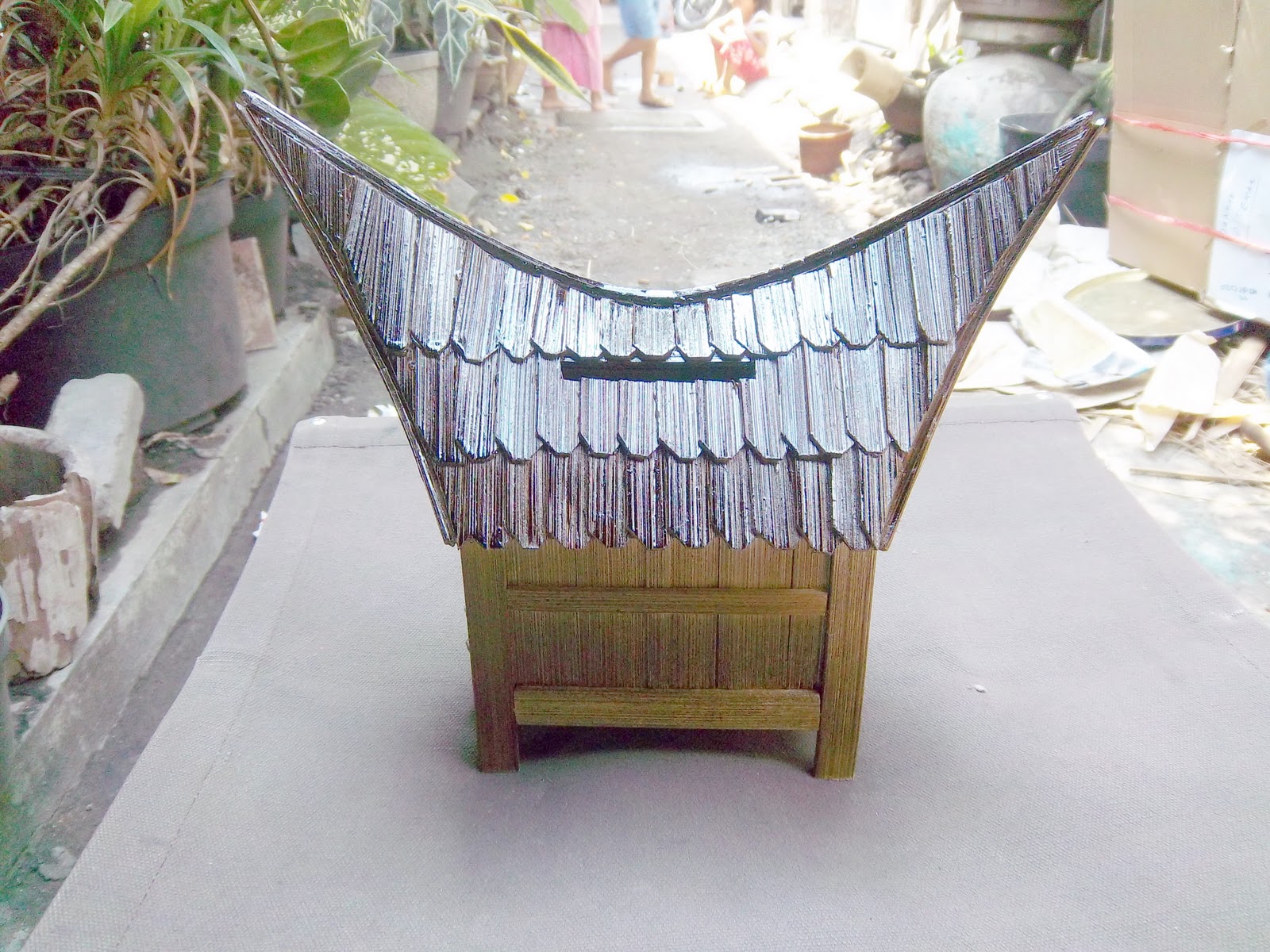 yogyakarta craft celengan bambu  bentuk rumah adat padang  
