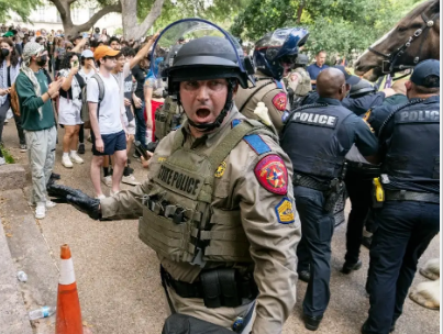 Policía arresta a estudiantes ProPalestina en la Universidad de Columbia Texas