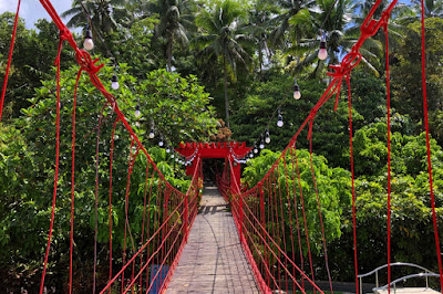 The Lambingan Bridge in Batis Aramin Resort