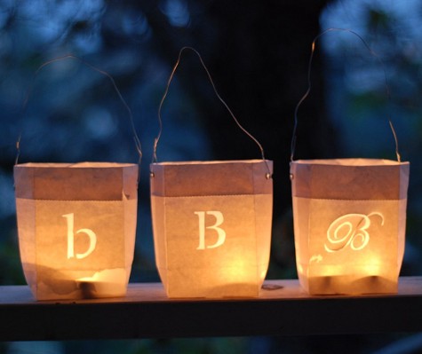 These lanterns are a great idea for any outdoor wedding