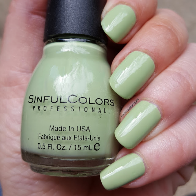 pale-mint-green-creme-nail-polish