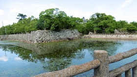 岡山城の天守閣に行くまでに、最初に通るお堀