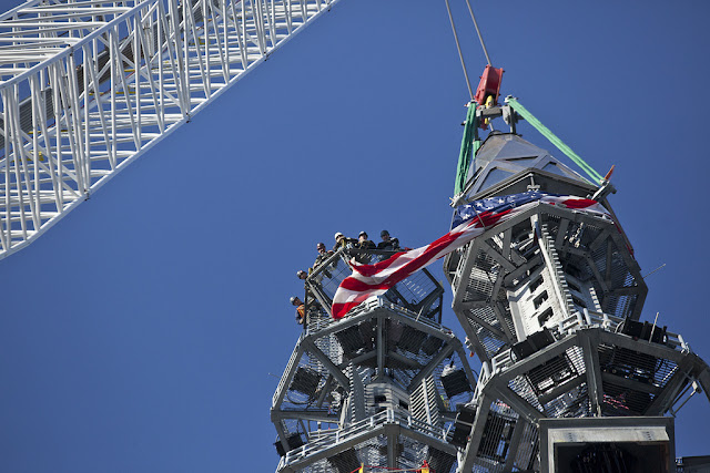 Steel spire of 1WTC