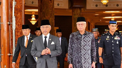 Agong, PM bincang mesyuarat pra-Kabinet - Istana Negara