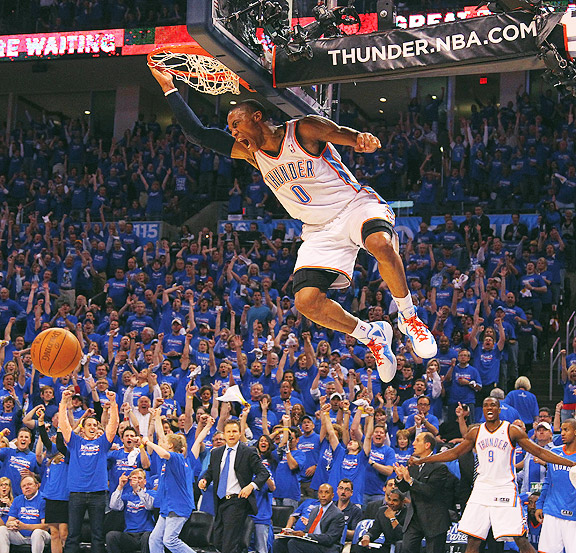 russell westbrook shoes 2011. Russell Westbrook Dunking