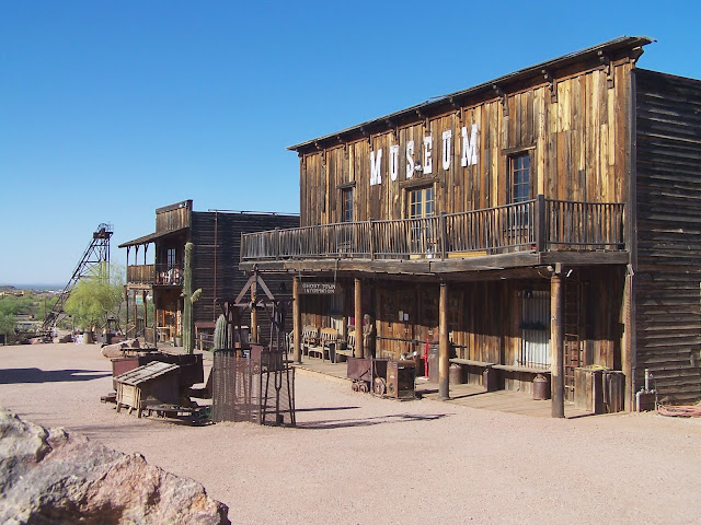 Goldfield - Apache Trail