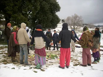 Human circlein the snow