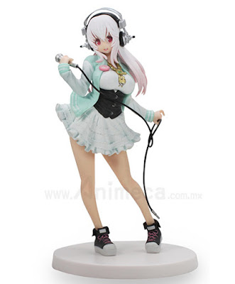 Super Sonico SQ Figure Super Sonico