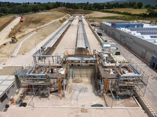 Sicily First Molten Salt Concentrated Solar Power Plant Produces Power At Night