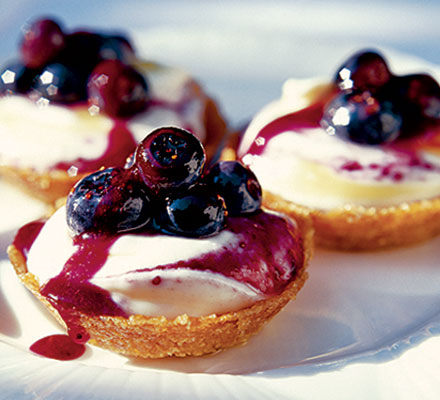 blueberry cream tarts